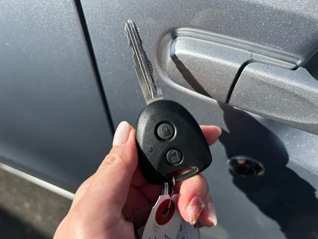 ムーヴ（ダイハツ）の車両写真