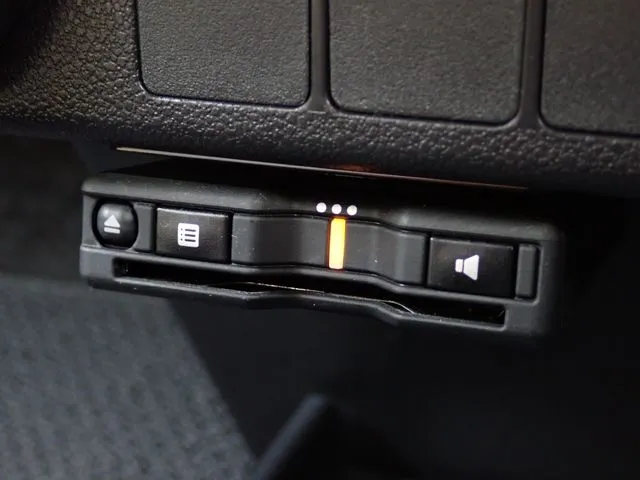 ミラ イース(ダイハツ)の車両写真