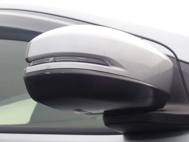 グレイス　ハイブリッド（ホンダ）の車両写真