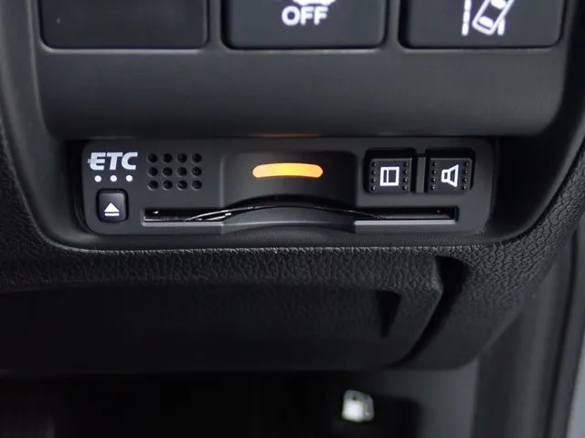 グレイス　ハイブリッド（ホンダ）の車両写真