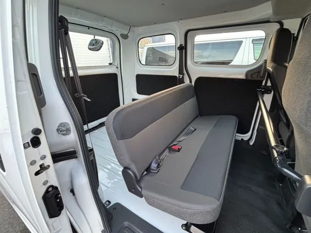 ＮＶ２００バネットバン（ニッサン）の車両写真