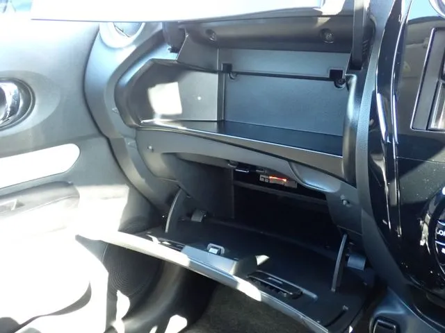 ノート（ニッサン）の車両写真