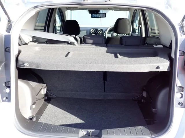 ノート(ニッサン)の車両写真