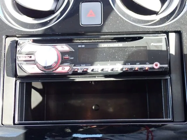 ノート(ニッサン)の車両写真