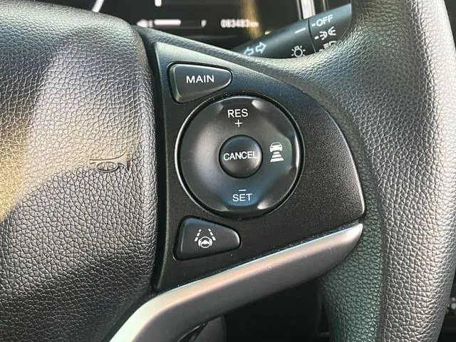 シャトル　ハイブリッド（ホンダ）の車両写真