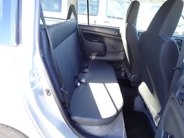 プロボックスバン　２ＷＤ（トヨタ）の車両写真