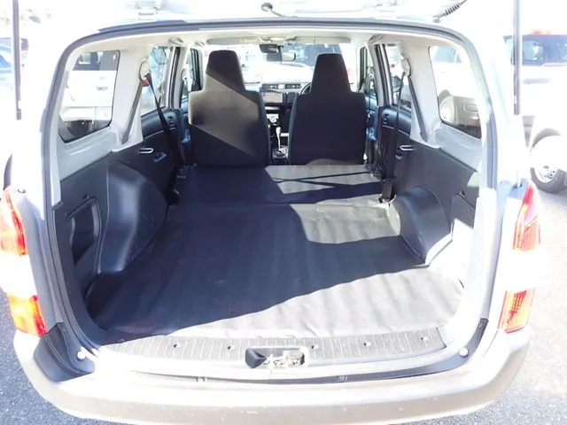 プロボックスバン　２ＷＤ（トヨタ）の車両写真