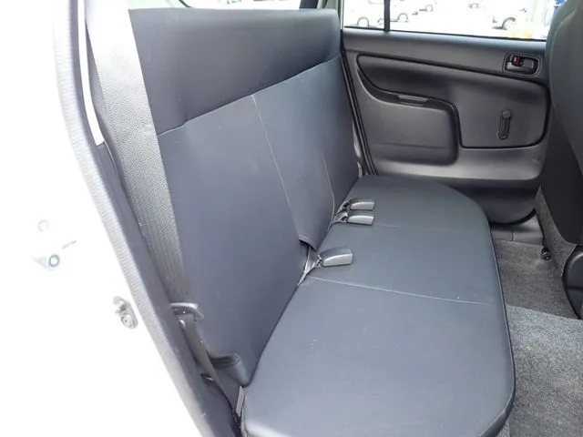 ファミリアバン 2WD(マツダ)の車両写真