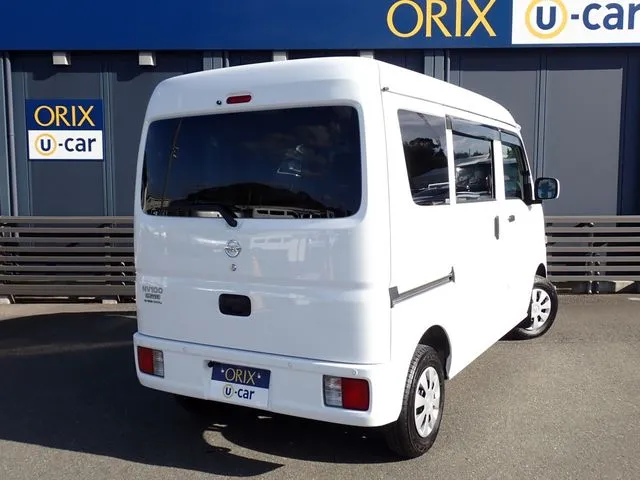 ＮＶ１００クリッパー（ニッサン）の車両写真