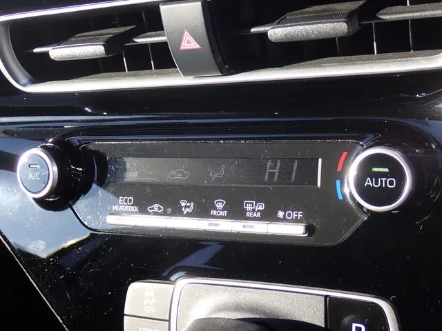 トヨタ　アクア