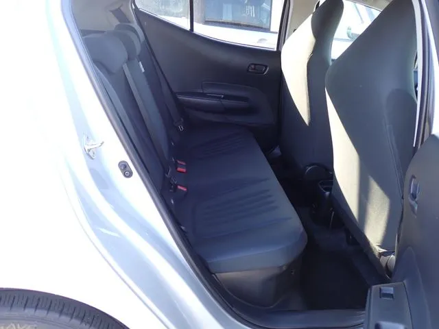 トヨタ　アクア