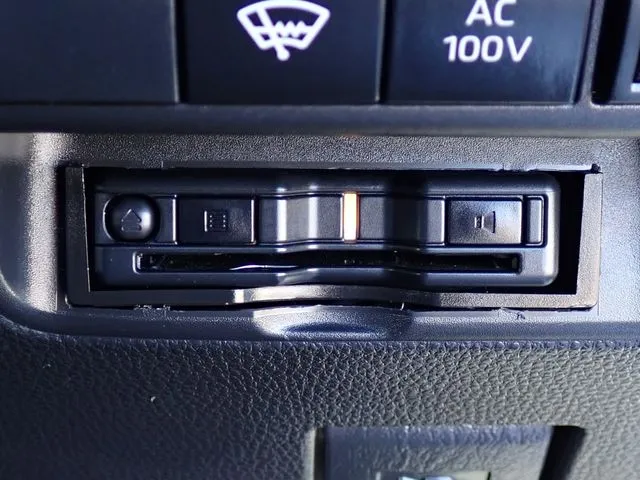 トヨタ　アクア