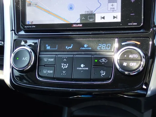 カローラフィールダー　ハイブリッド（トヨタ）の車両写真