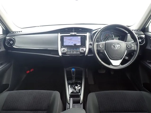 カローラフィールダー　ハイブリッド（トヨタ）の車両写真