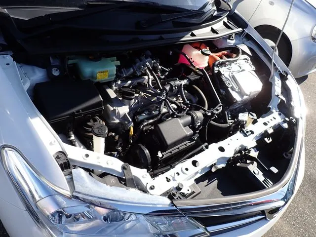 カローラフィールダー　ハイブリッド（トヨタ）の車両写真