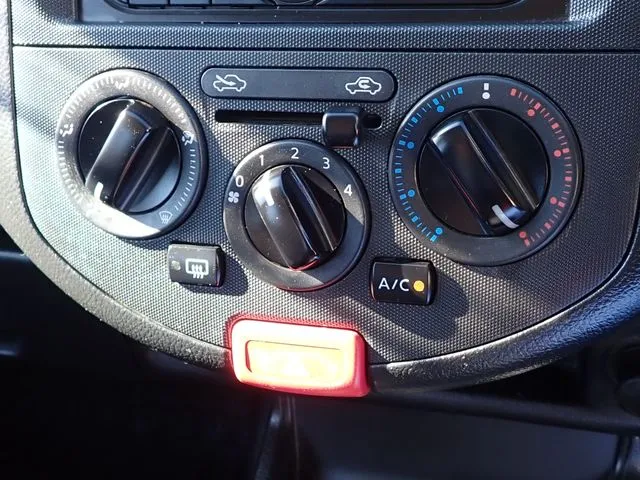 ニッサン　ＮＶ１５０　ＡＤ　２ＷＤ