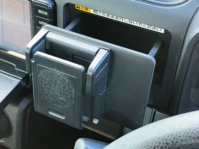 サクシードバン　４ＷＤ（トヨタ）の車両写真