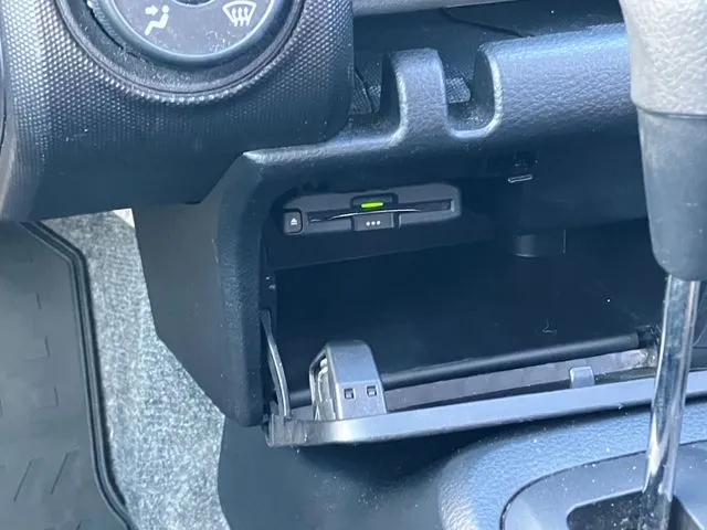 サクシードバン　４ＷＤ（トヨタ）の車両写真