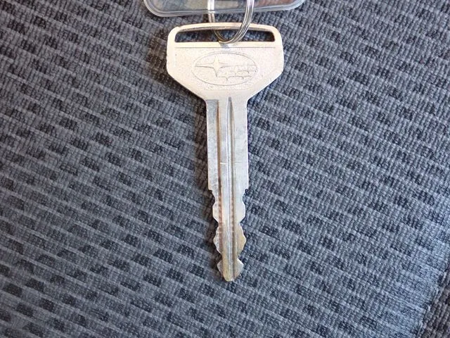 サンバーバン（スバル）の車両写真