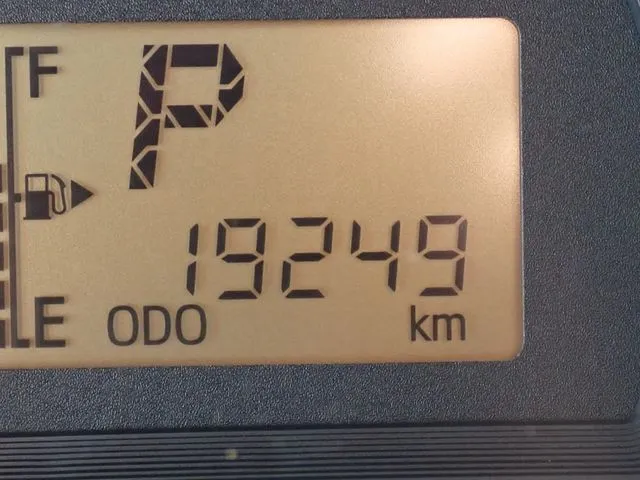 サンバーバン（スバル）の車両写真