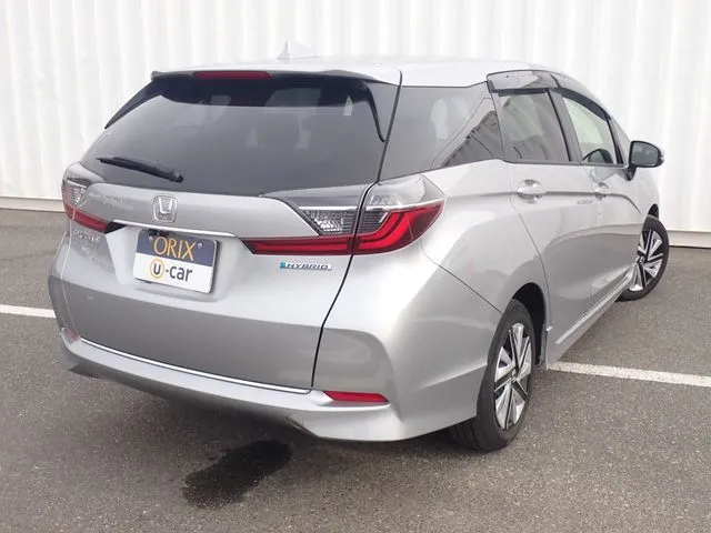 ホンダ　シャトル　ハイブリッド
