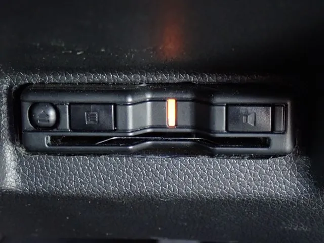 ホンダ　シャトル　ハイブリッド