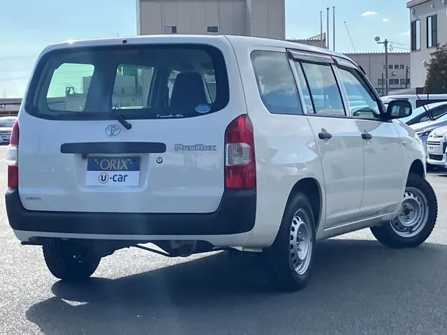 プロボックスバン 4WD(トヨタ)の車両写真