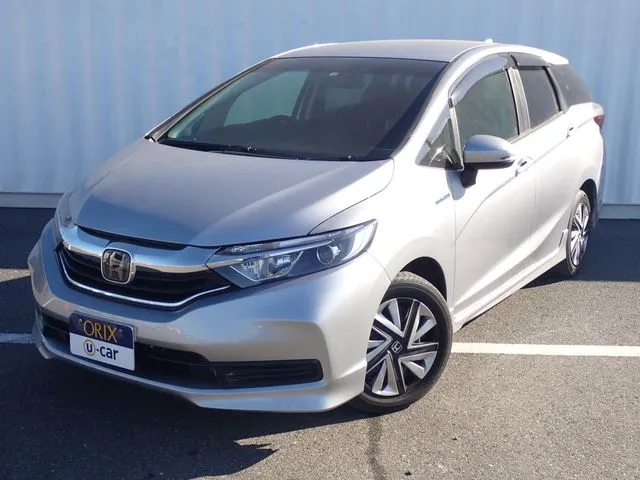 ホンダ シャトル　ハイブリッド