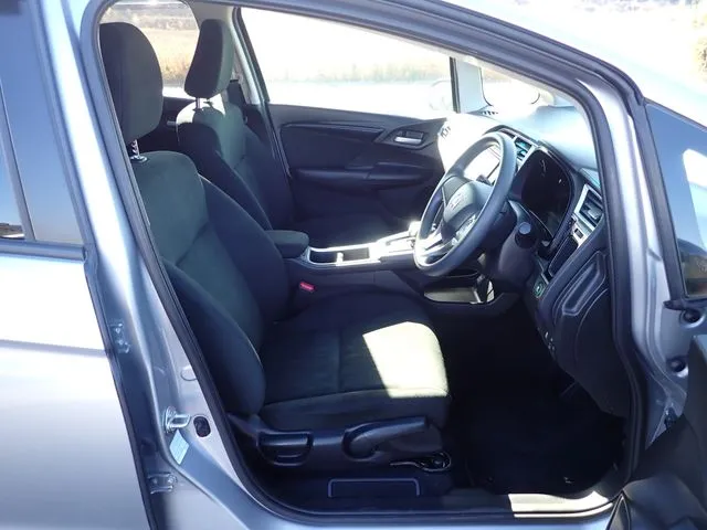 ホンダ　シャトル　ハイブリッド