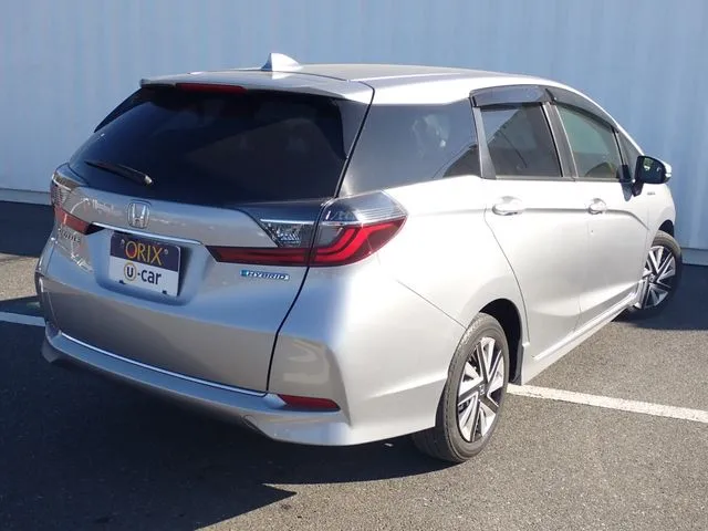 ホンダ　シャトル　ハイブリッド