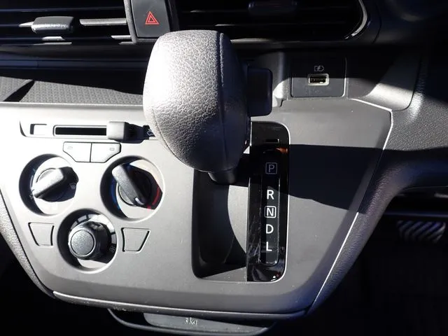 デイズ（ニッサン）の車両写真