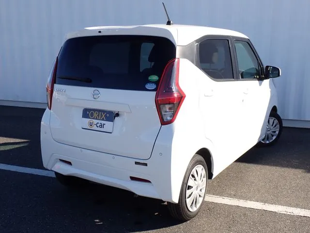 デイズ（ニッサン）の車両写真