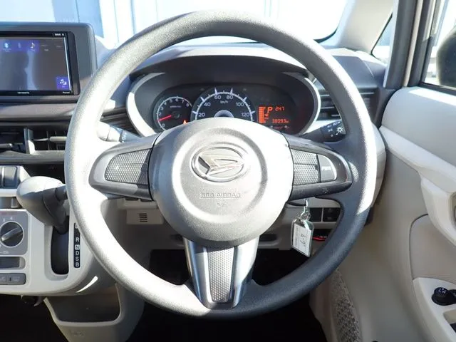 ムーヴ（ダイハツ）の車両写真