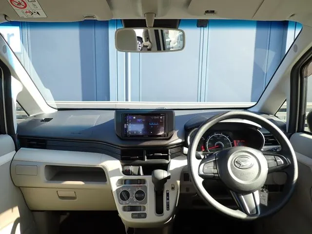 ムーヴ（ダイハツ）の車両写真