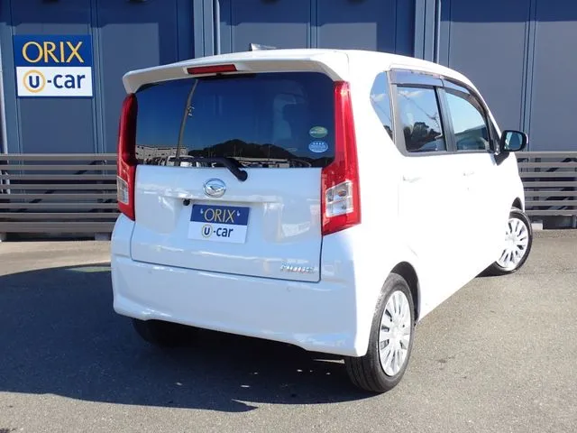 ムーヴ（ダイハツ）の車両写真