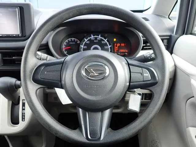 ムーヴ（ダイハツ）の車両写真