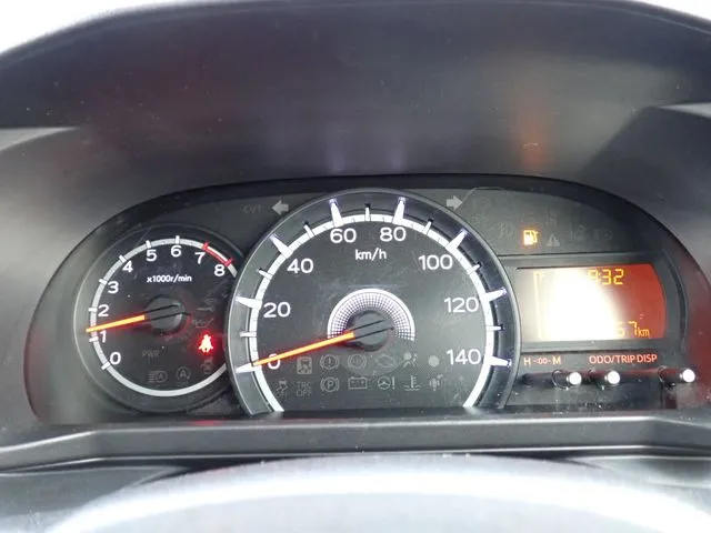 ムーヴ（ダイハツ）の車両写真