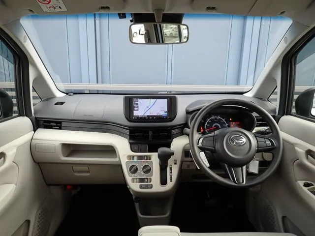 ムーヴ（ダイハツ）の車両写真