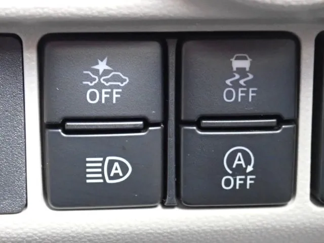 ムーヴ（ダイハツ）の車両写真