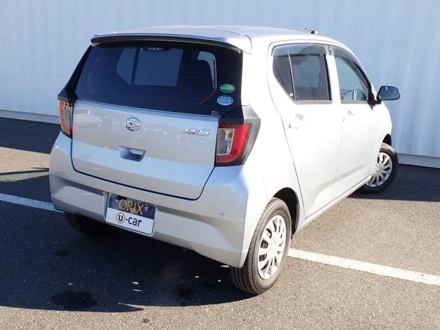 ダイハツ　ミラ　イース