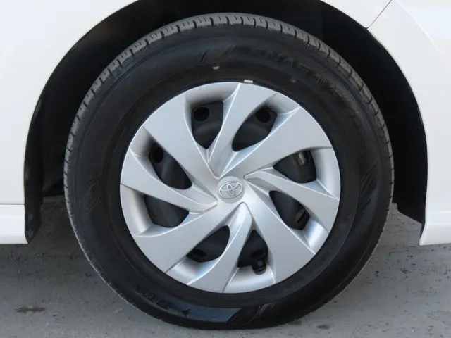 ヤリス（トヨタ）の車両写真