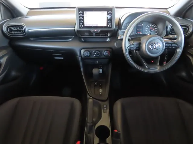 ヤリス（トヨタ）の車両写真