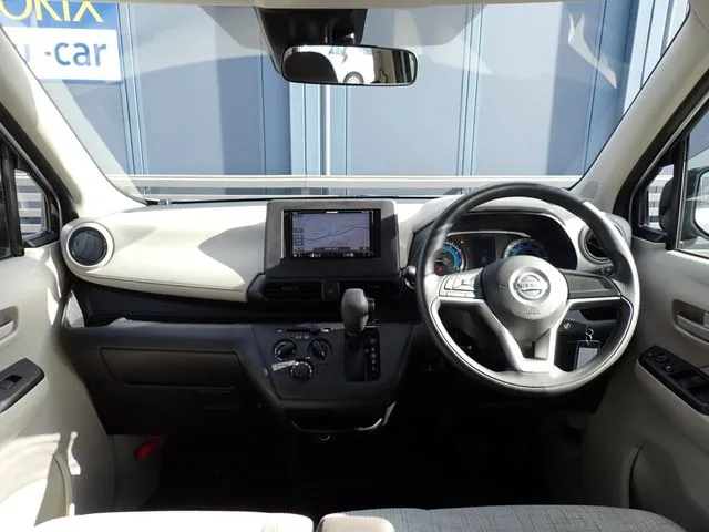 デイズ（ニッサン）の車両写真