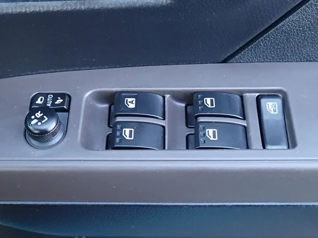 ダイハツ　トール