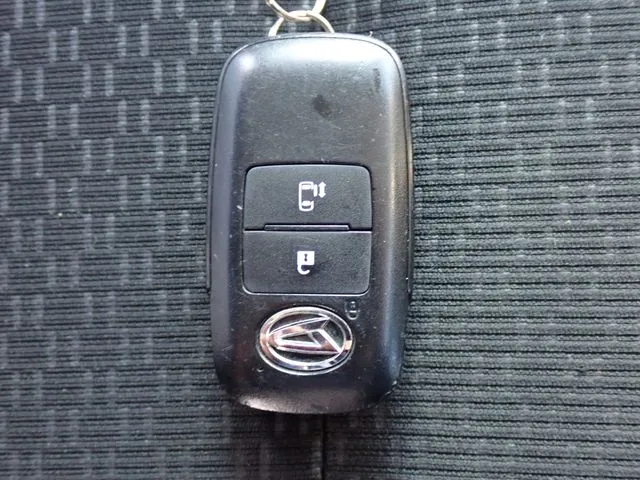 ダイハツ　トール