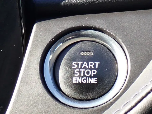 ＭＡＺＤＡ６　セダン（マツダ）の車両写真