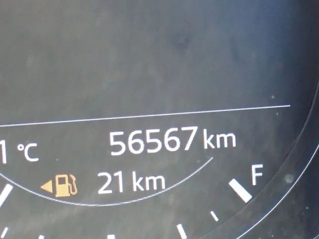 ＭＡＺＤＡ６　セダン（マツダ）の車両写真