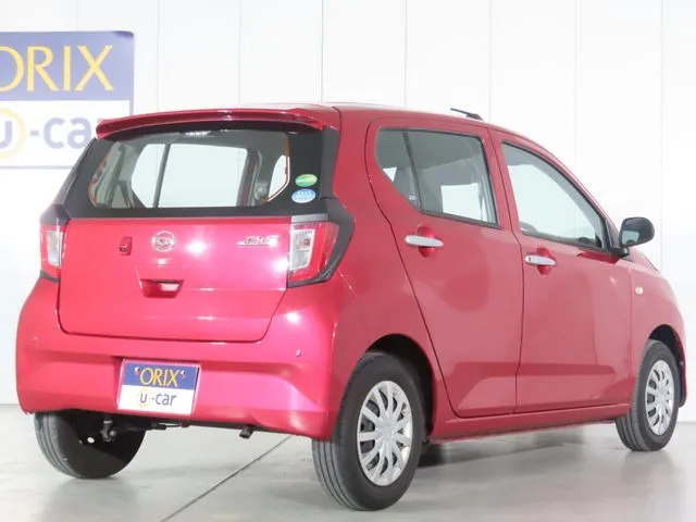 ミラ　イース（ダイハツ）の車両写真