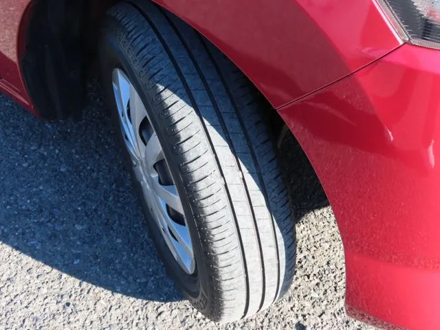 ミラ　イース（ダイハツ）の車両写真