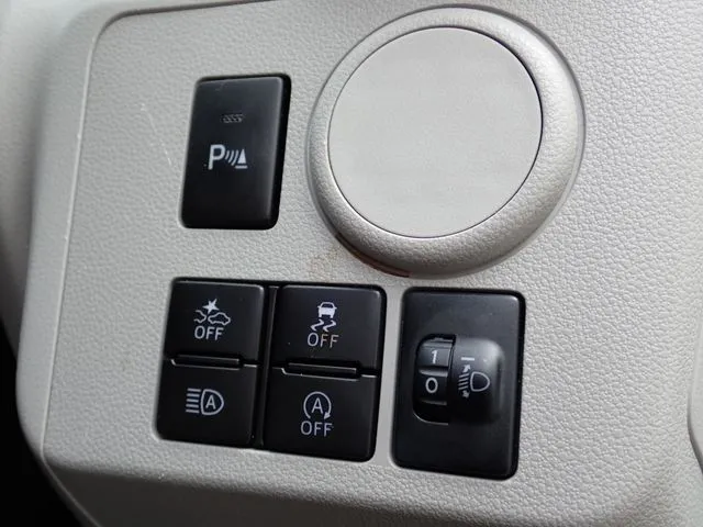 ダイハツ　ミラ　イース